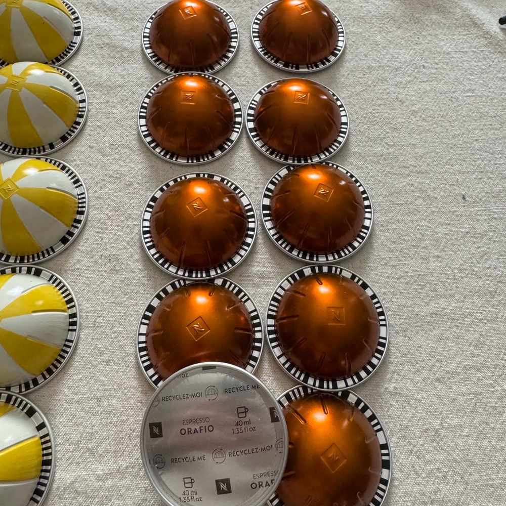 Nespresso Vertuo- Orafio and Sunny Almond Vanilla - Picture 7 of 10